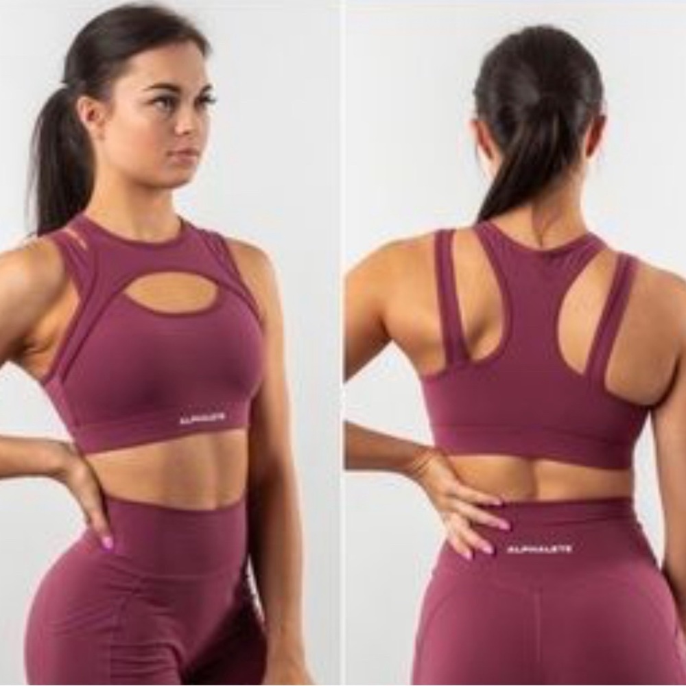Alphalete Surface Keyhole Bra - Violet